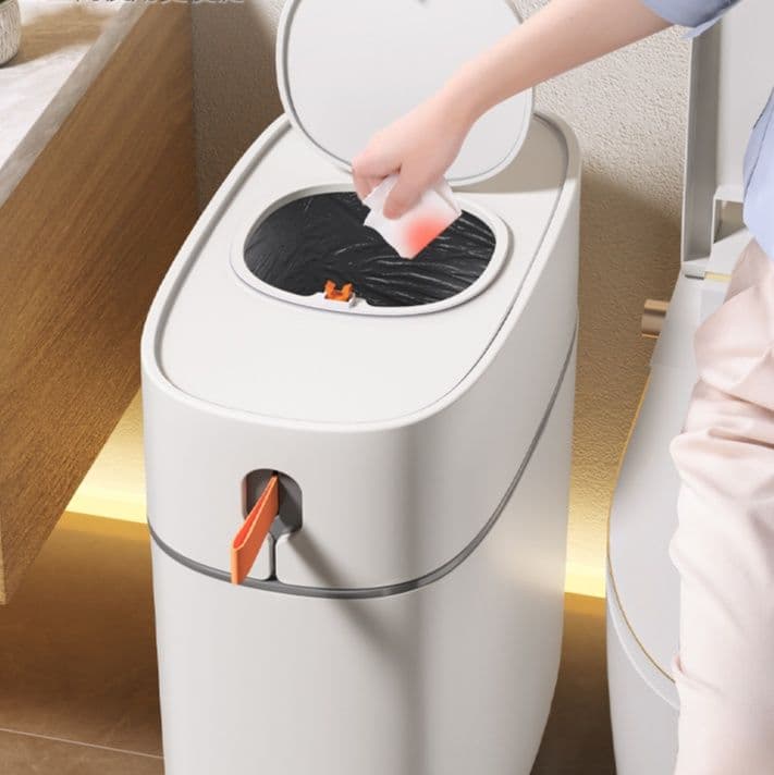トイレ収納 隠しフタ付き便利サニタリーボックス
